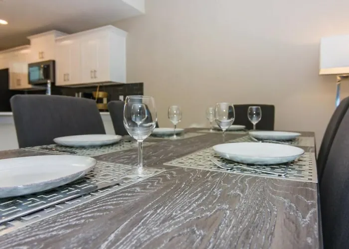 Stunning Apartment At Storey Lake Sl47317